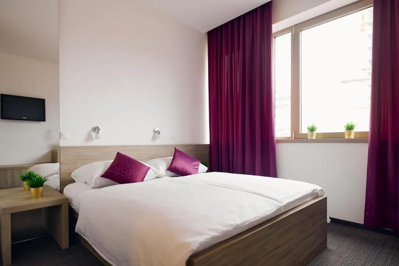 Hotel Meksiko Ljubljana